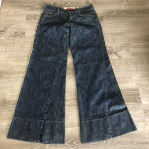 Anthropologie Level 99 Wide Legged Jeans Size 28